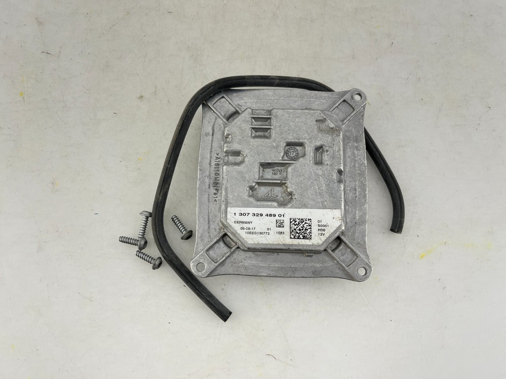 OEM | 2014 - 2018 Jeep Cherokee LED Daytime Running Light Control Module