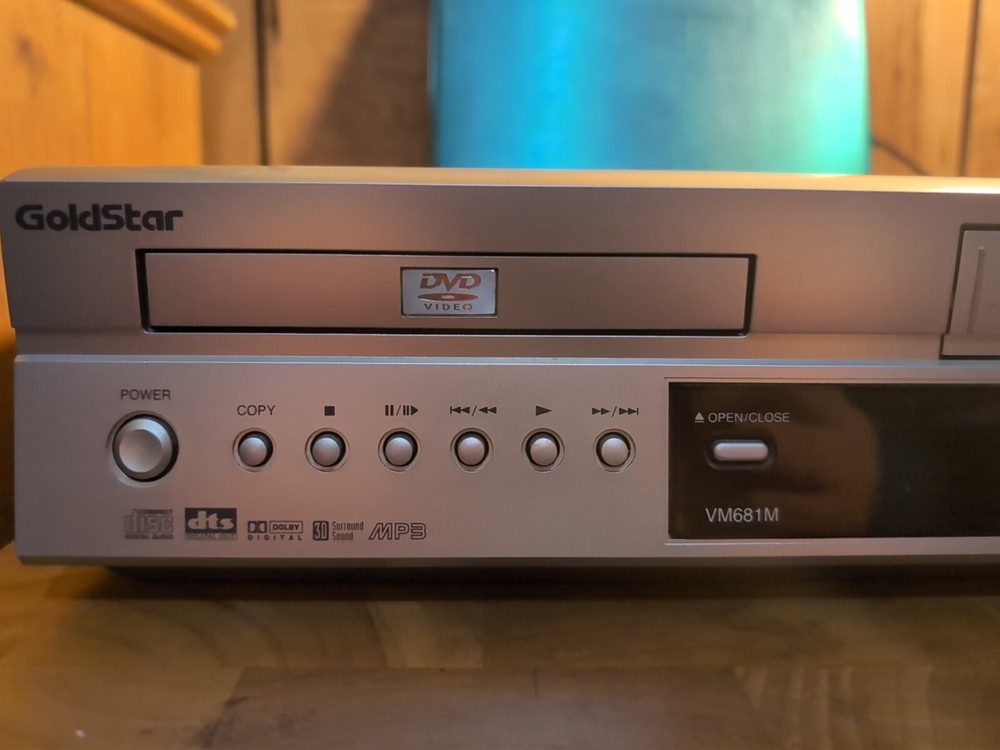 Goldstar VM681M DVD VCR Combo Player No Remote Tested
