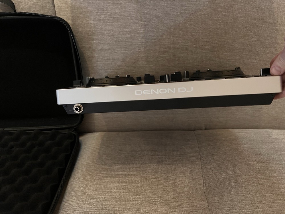 Denon MC2000 Dj Controller