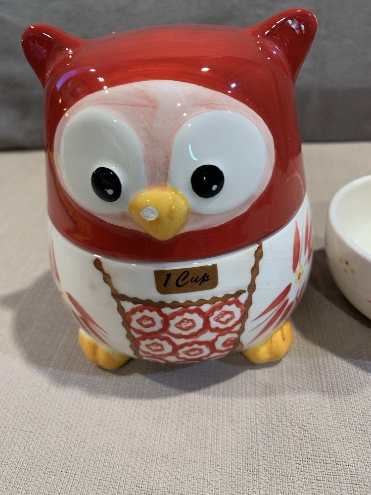 Temptation By Tara Old World Owl Nesting Ceramic Measuring Cups Red Pattern