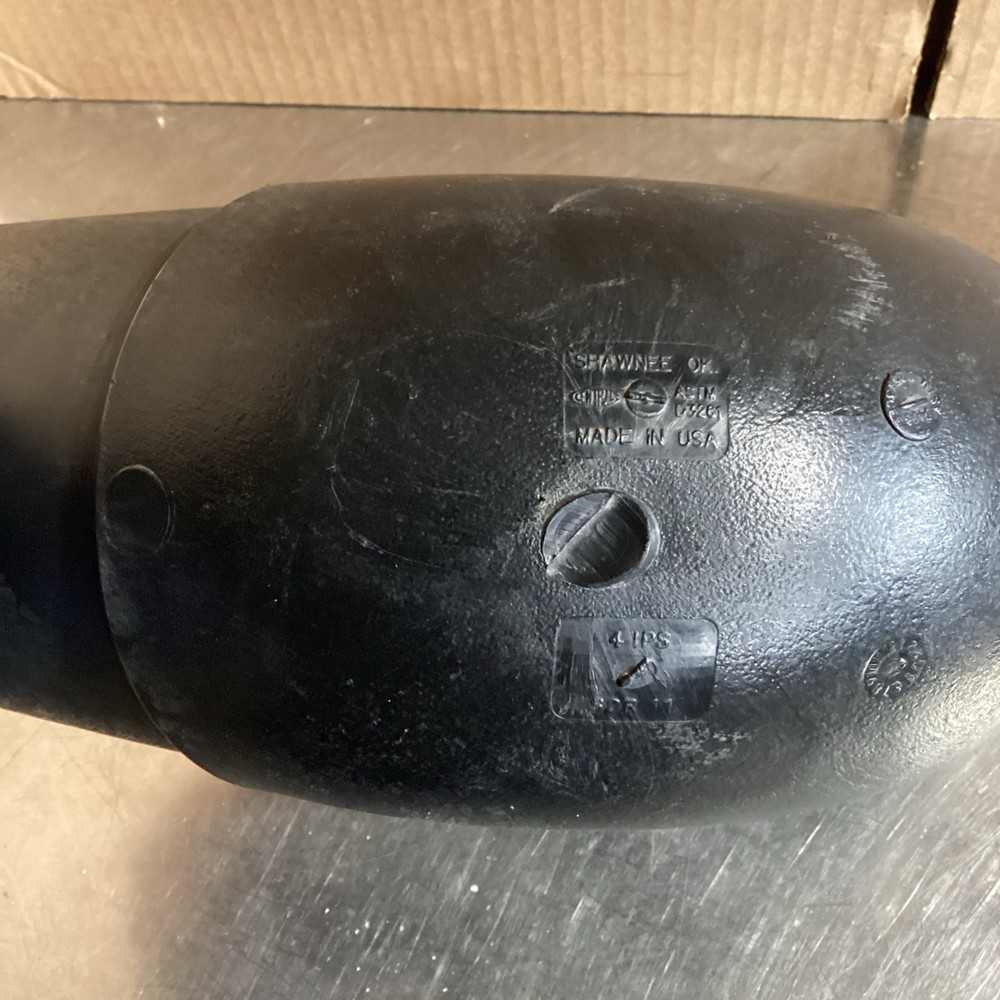 90 Degree Elbow Black 4 IPS, 3.5” Inner 4.5” Outer