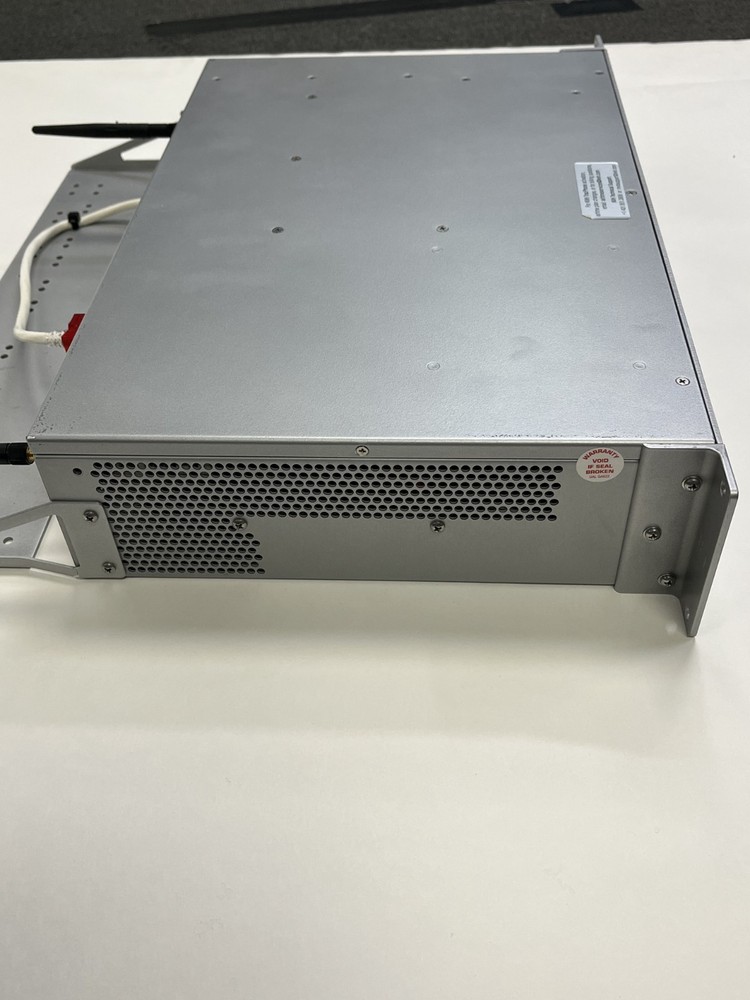 KVH tracphone V11 IP Includes Below Decks Unit and Mounting Hardware, Working