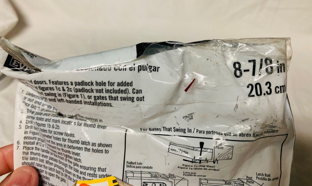 Everbilt Thumb Latch Door Pull and Latch In One Black