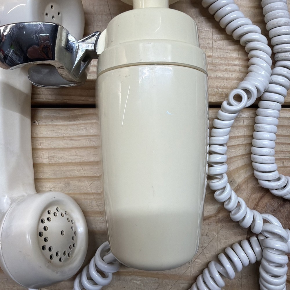 AUTOMATIC ELECTRIC SPACESAVER Wall Phone NB 830. D