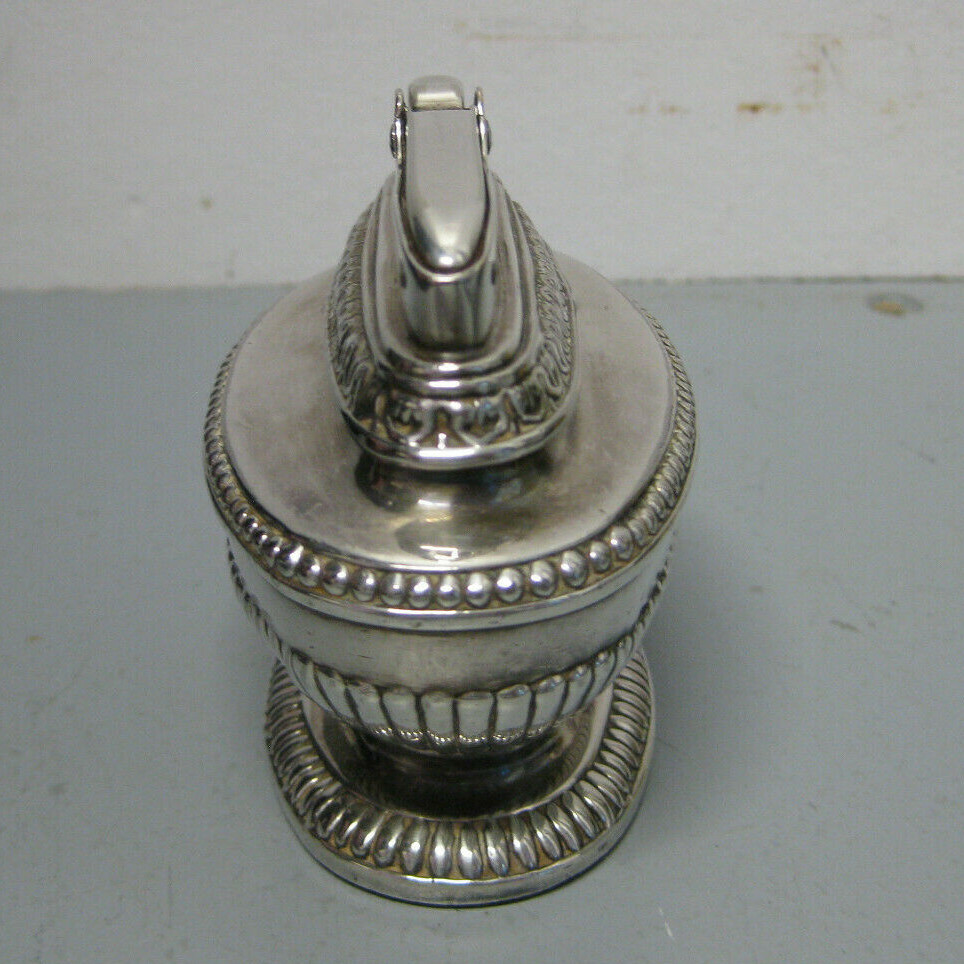 Vintage Ronson Queen Anne Table Lighter