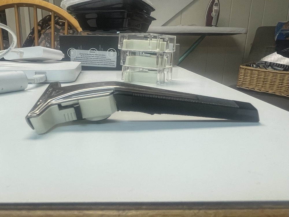 Schick Instamatic Adjustable Razor w/ Refills