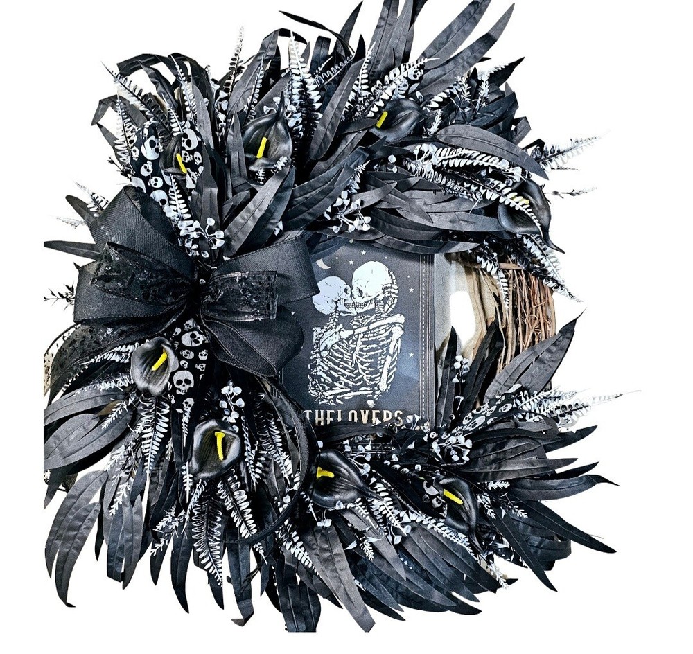 The Lovers Tarot Card Halloween wreath