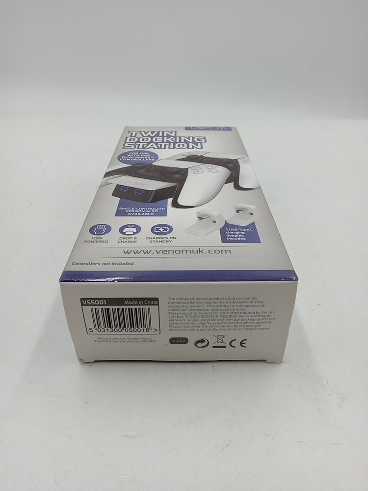 Venom PS5 Controller Charger Twin Docking Station - White - VS5001