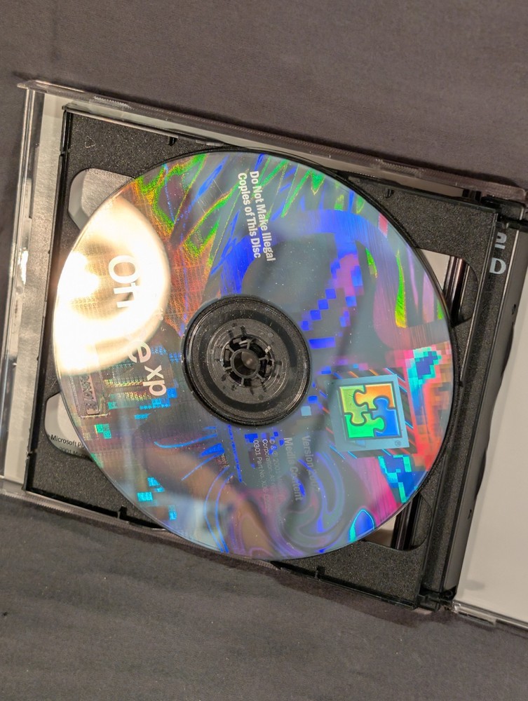 Microsoft Publisher 2002 Academic Edition With Product Key 2 Disc Version