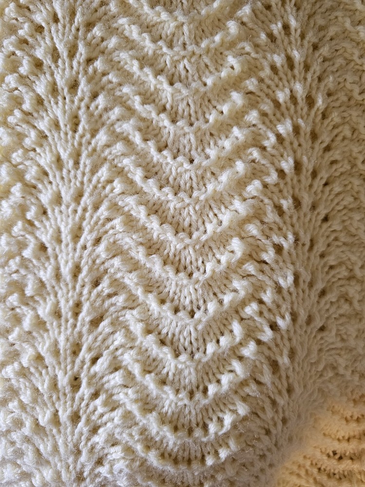 Hand Knitted Baby Blanket Afghan Fan & Feather Pattern, White Approx 41"x45"