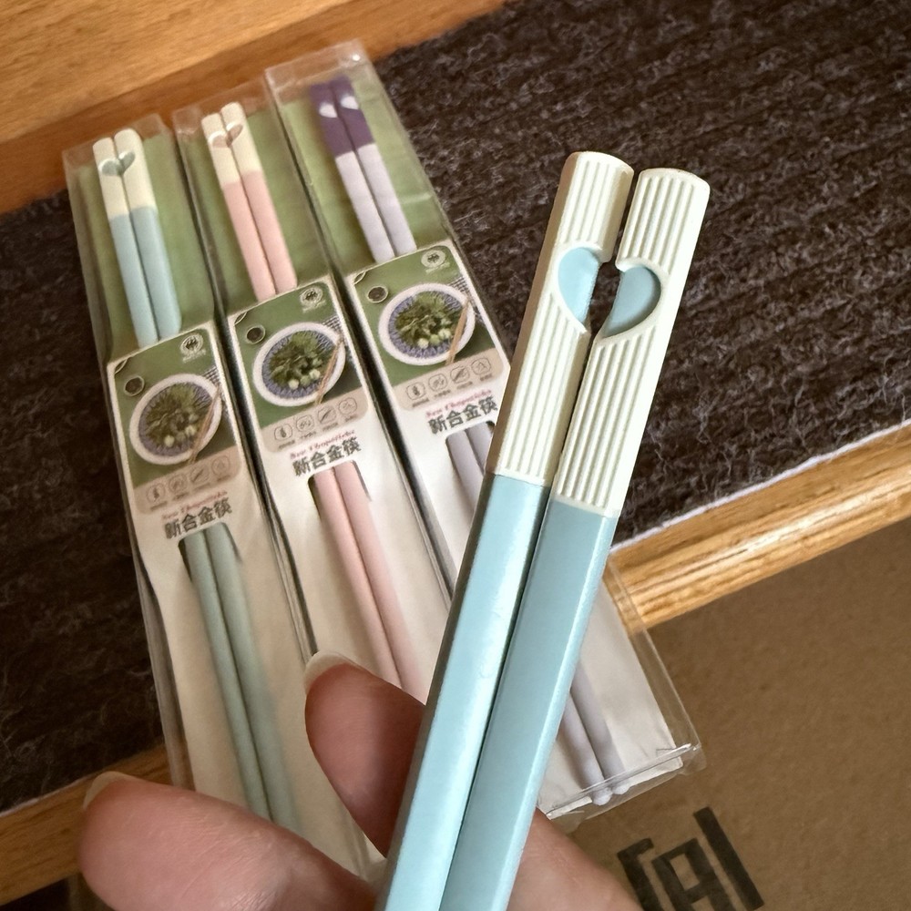 Alloy Chopsticks, Reusable Random 2 Pairs