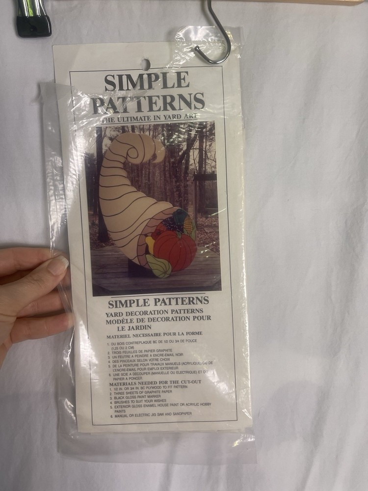 VTG Simple Patterns For The Holidays ~Cornucopia~ Yard Art Wood Pattern 1993.