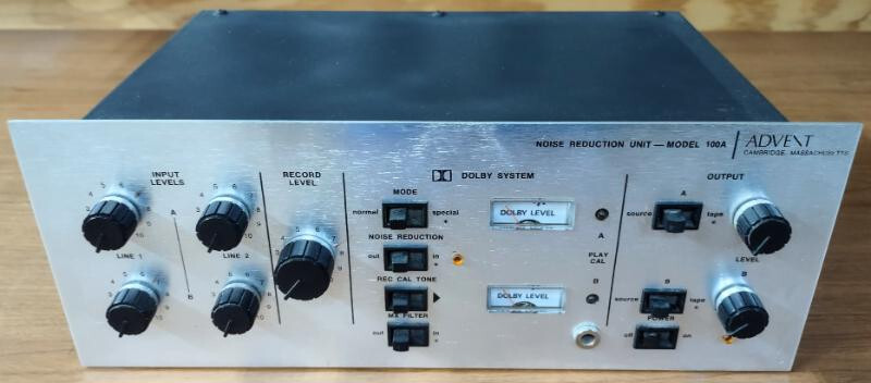 ADVENT Model 100A Noise Reduction Unit ! Tested & Working ! very NICE !!