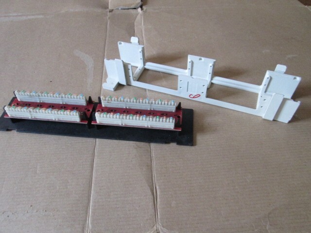 Leviton Power Sum 59484-B89 Patch Panel 12 Ports Category 5