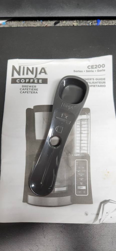 Ninja CE251 12-Cup Programmable Brewer Coffee Maker / Replacement Scoop
