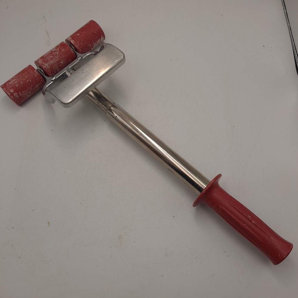 Roberts  Har Extendible Floor Roller 10-955