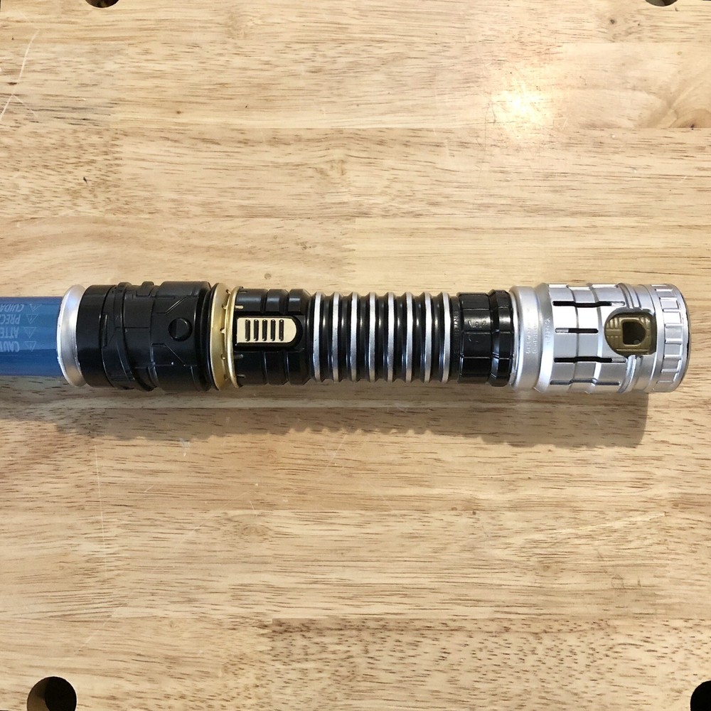 Star Wars Blue Lightsaber 2015 Electronic Sounds And Lights Work *READ*