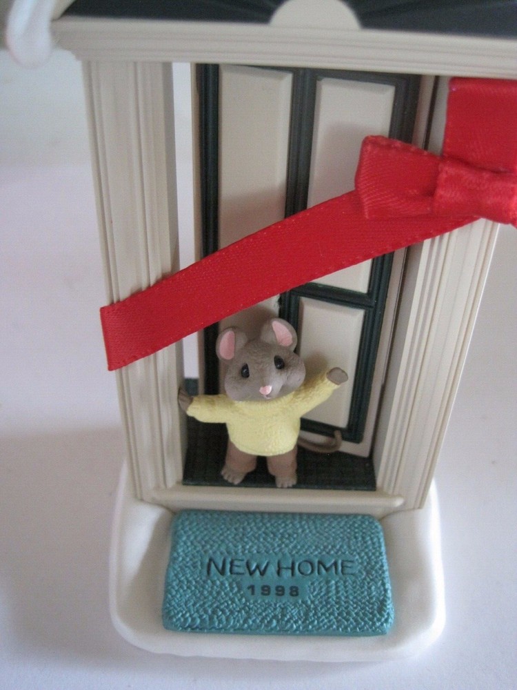 Hallmark Keepsake Ornament NEW HOME