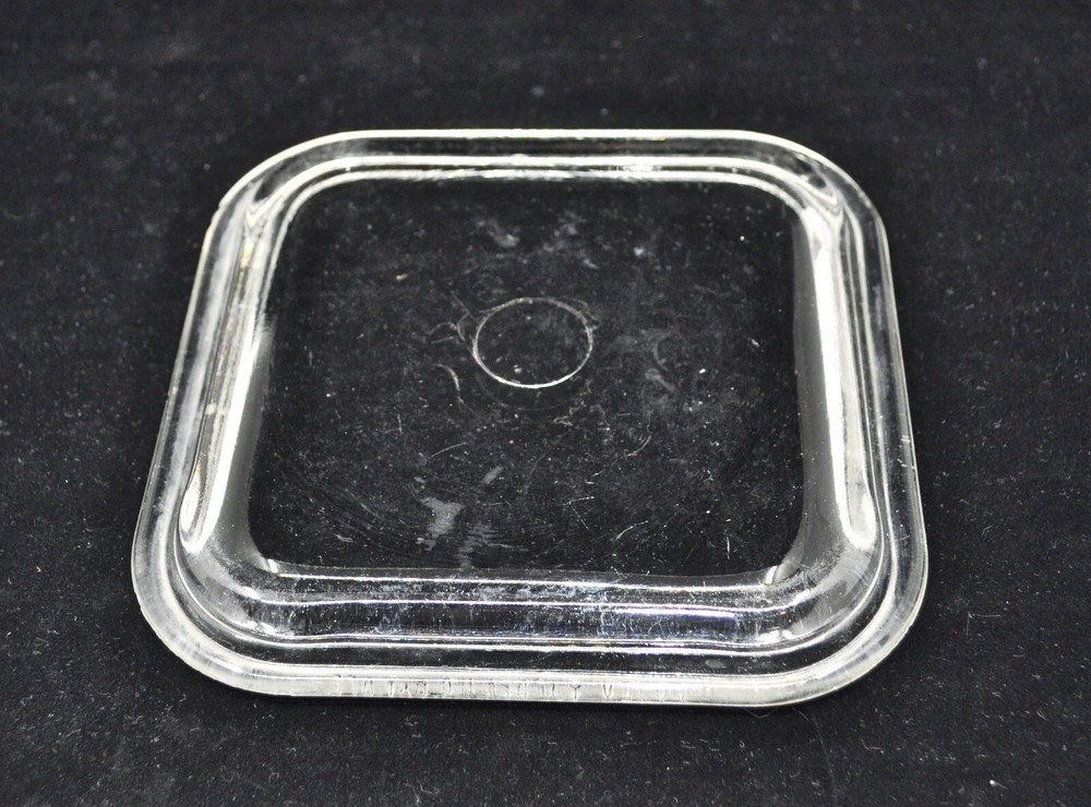 Vintage PYREX 662-668 C Replacement Lid, Square (rare find)