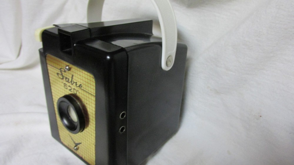 VINTAGE 1950s SABRE 620 CAMERA