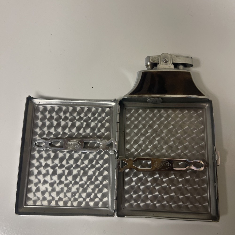 VINTAGE 1940's ART DECO RONSON MASTERCASE LIGHTER & CIGARETTE CASE