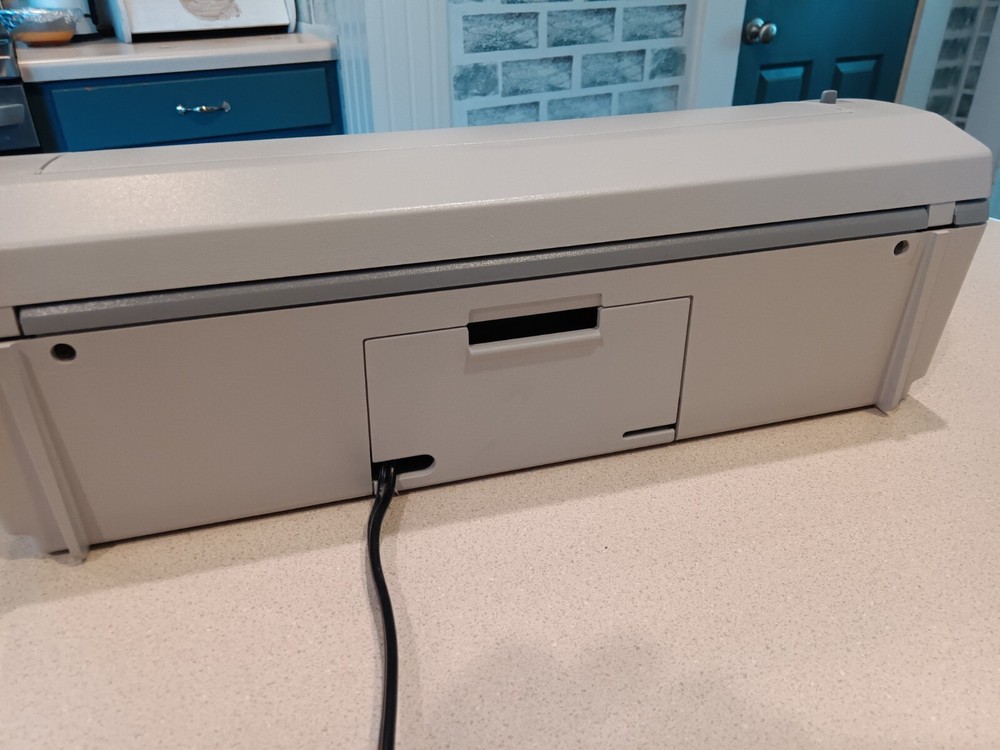 Smith Corona 440DLD Word Processing Electronic Typewriter w/Dust Cover~Excellent