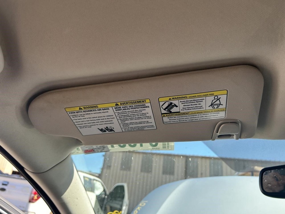 MURANO 2018 Fuse Box Cabin 104722486