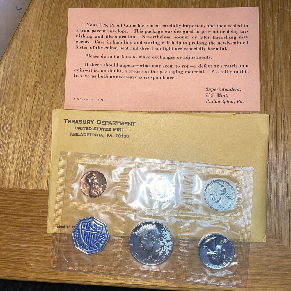 Random Date proof US Silver proofset with orig box &/or certificate authenticity