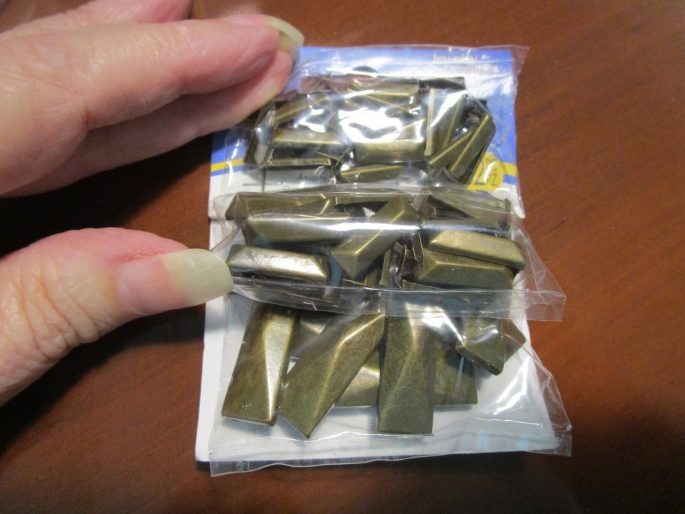 DARICE METAL STUDS - BRONZE - 62 PIECE ASSORTMENT - 1999-6217