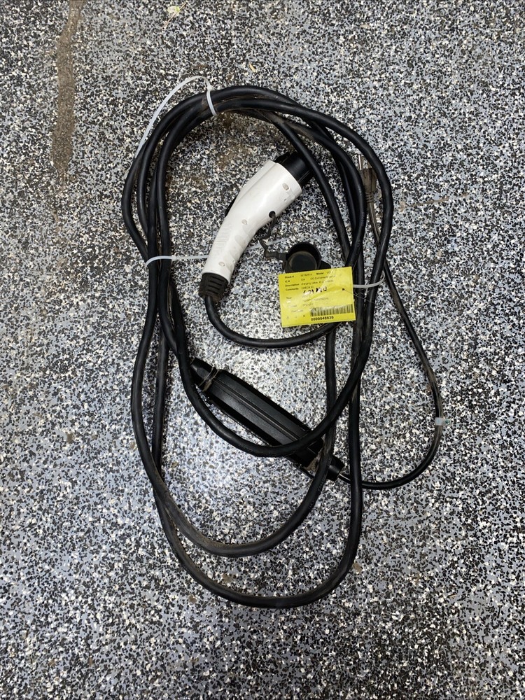 2014 Chevy volt Charging Cable 23446639 110v Used