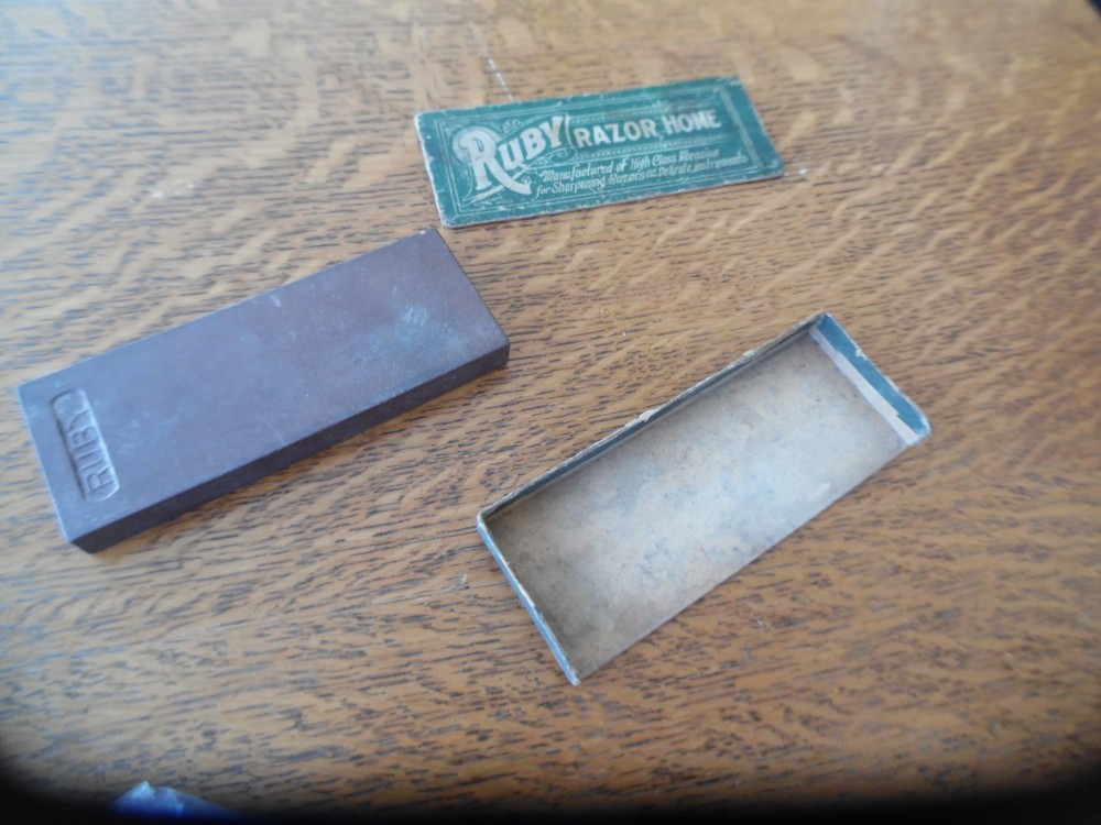 RUBY RAZOR HONE SHARPENING STONE W/ PARTIAL BOX