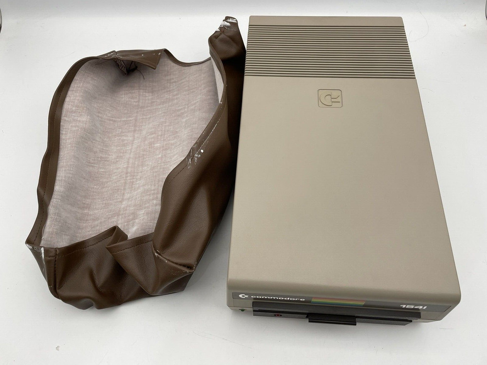 Vintage Commodore 1541 15.25" Floppy Disk Drive With Original Box