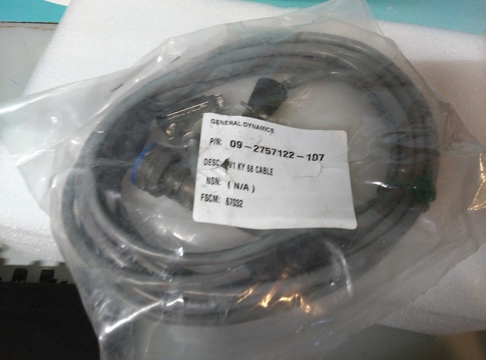 General Dynamics 09-2757122-107 Connector Radio Cable KY 68