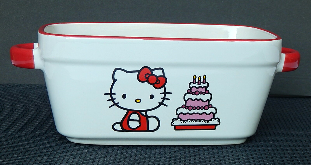 HELLO KITTY by SUNRIO BAKING DISH AUTHENTIC NEW