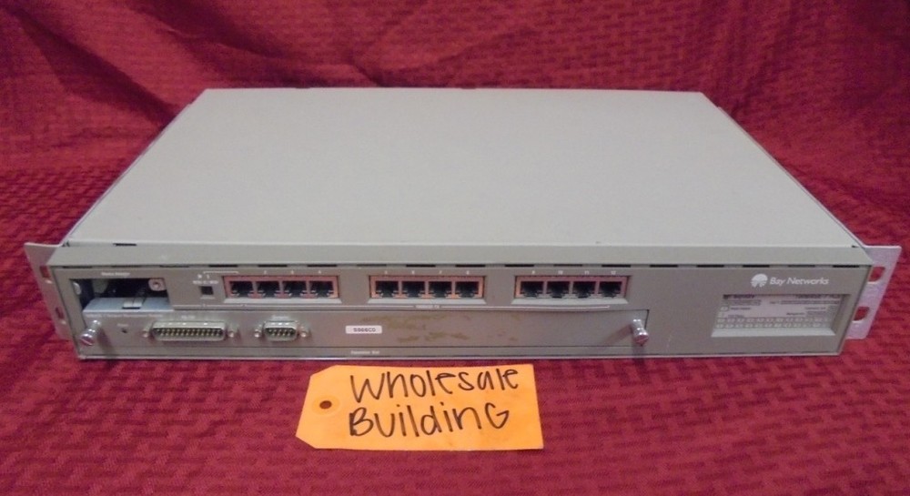 BAY NETWORKS BAYSTACK 100BASE-T HUB  NETWORK MANAGEMENT MODULE 100-240 VAC IN