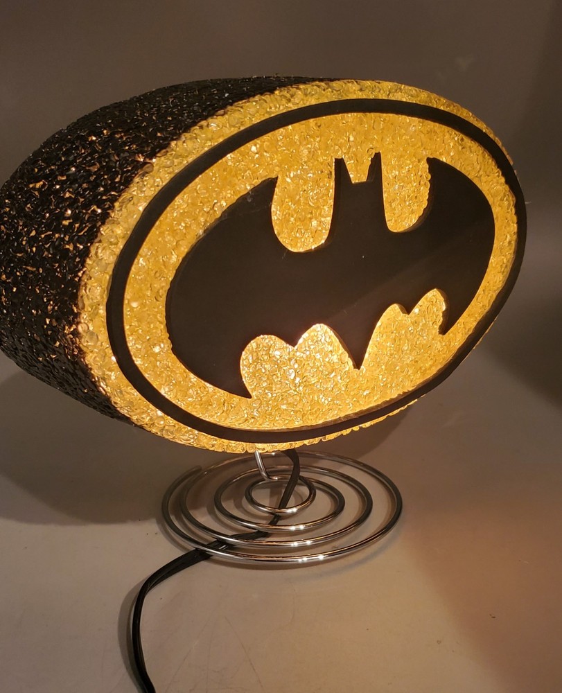 DC Comic’s Batman EVA Lamp / Light / Night Light B20