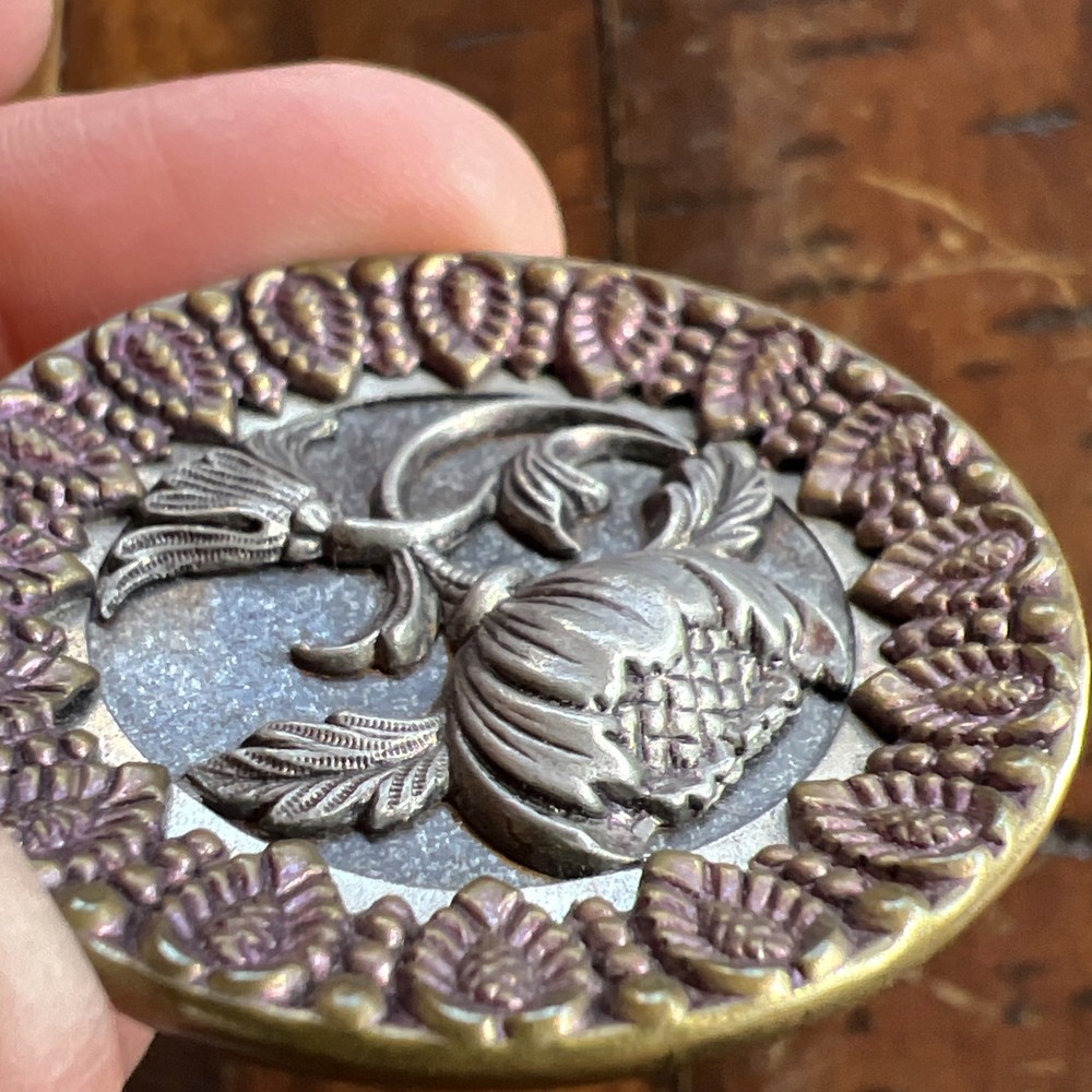 Antique Brass Multi-Layer Floral Picture Figural Button