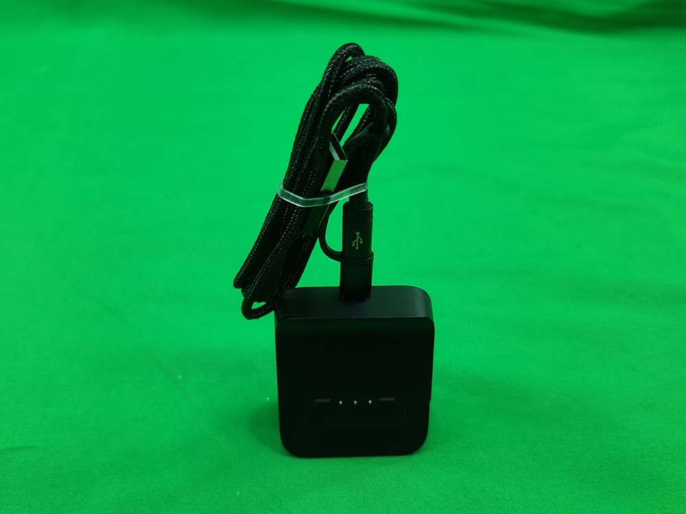 MICROSOFT (1924) XBOX ELITE SERIES 2 CONTROLLER CHARGER CHARGING DOCK & CABLE