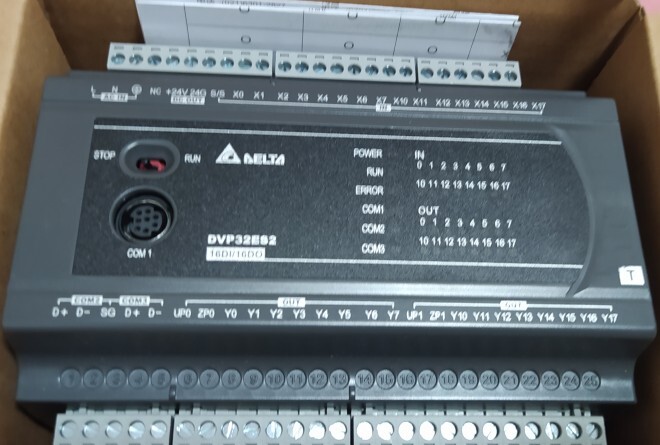 1PC NEW DVP32ES200T DVP32ES200R Delta Programmable controller