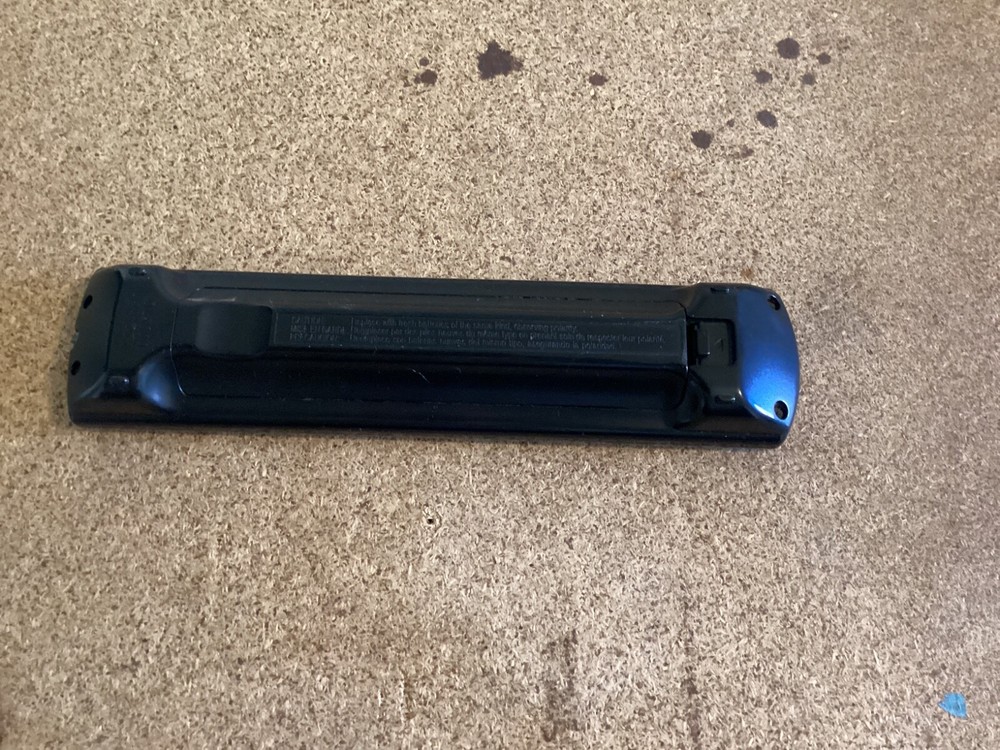 Panasonic TV remote control N2QAYB/000570