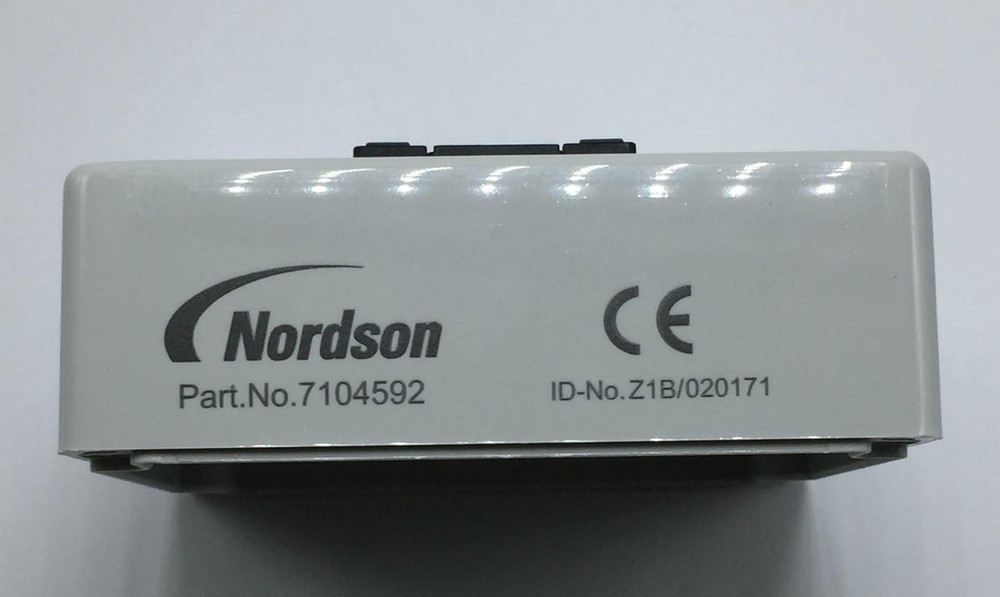 Nordson 7104592 Level Controller Unit 300-600mm
