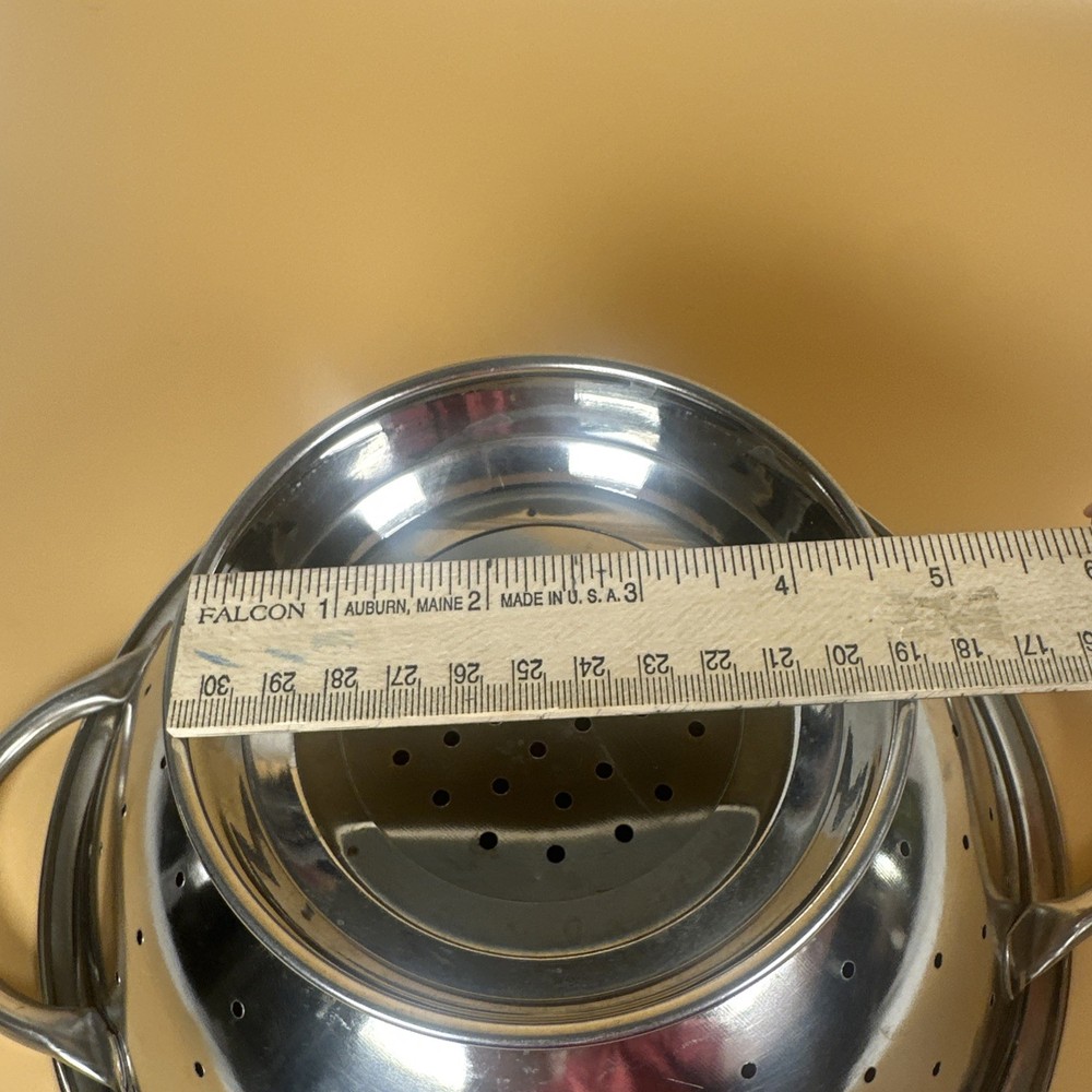 Stainless Steel Double Handled COlander/Strainer 9" with Base