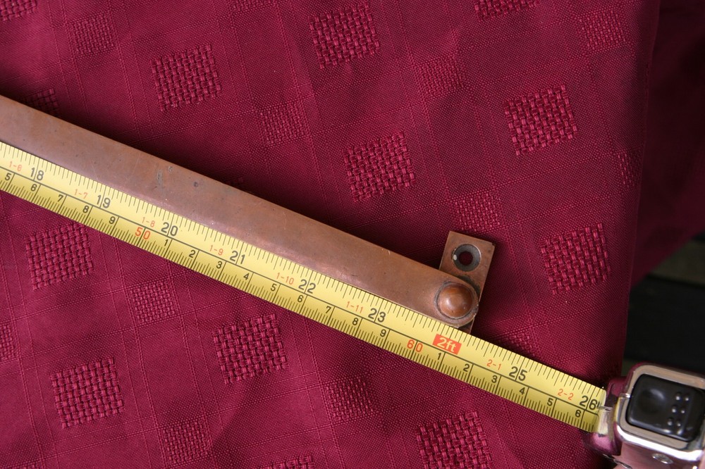 Brass or bronze window stay with locking mechanism latch