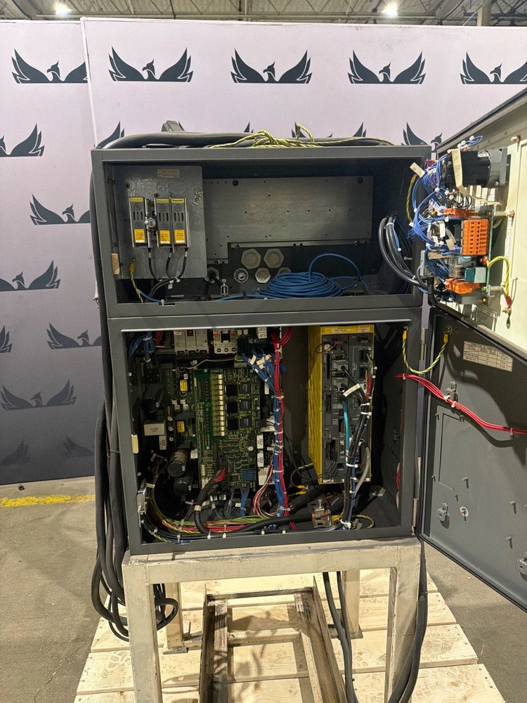 FANUC ArcMate 120iC Robot w/ R‑30iA Controller USED