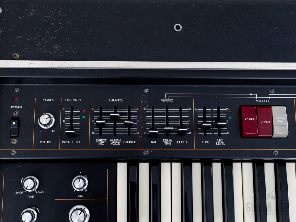 1979 Roland Vocoder Plus VP-330 Vintage Analog Synthesizer & String Ensemble