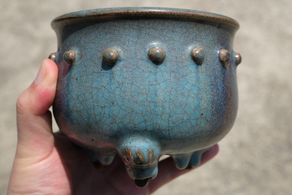 0074 Jun Ware Tripod Incense Burner