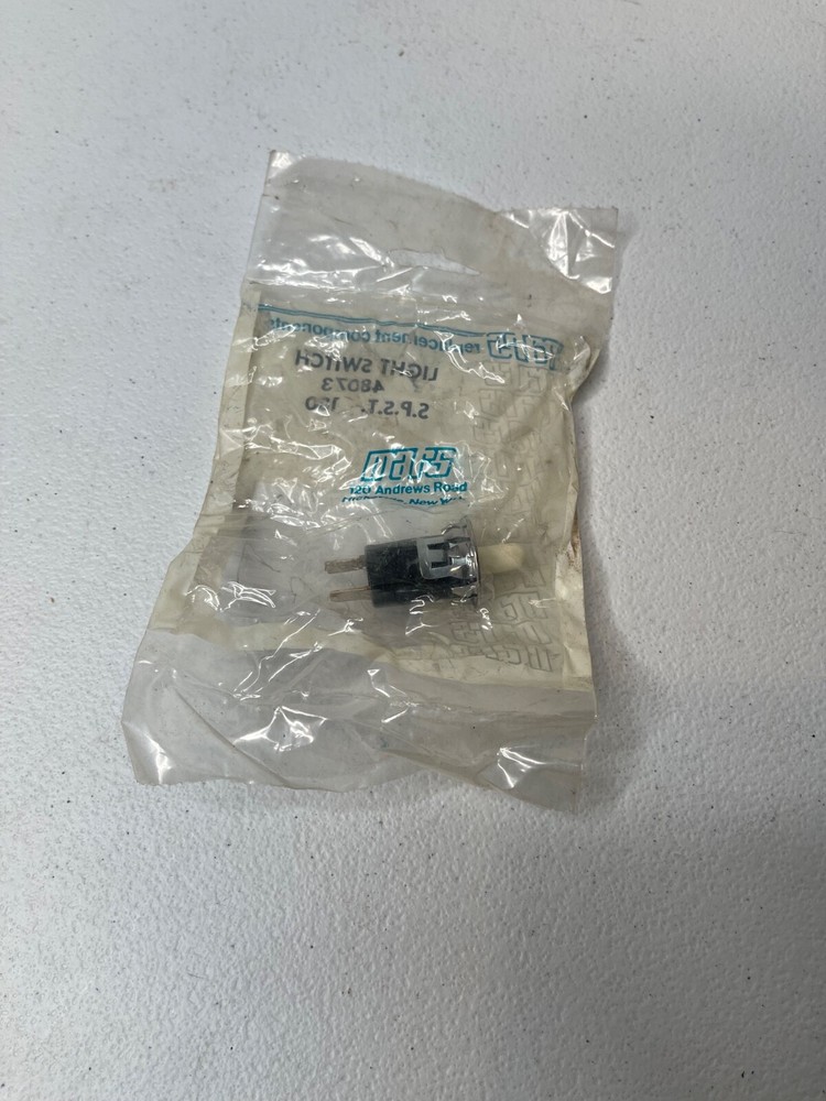 New Mars 48073 Light Switch