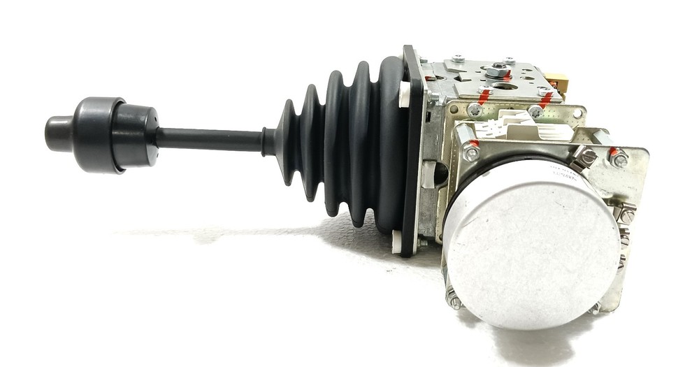 LIEBHERR L606091614 INDUSTRIAL JOYSTICK CONTROLLER L SHAPE