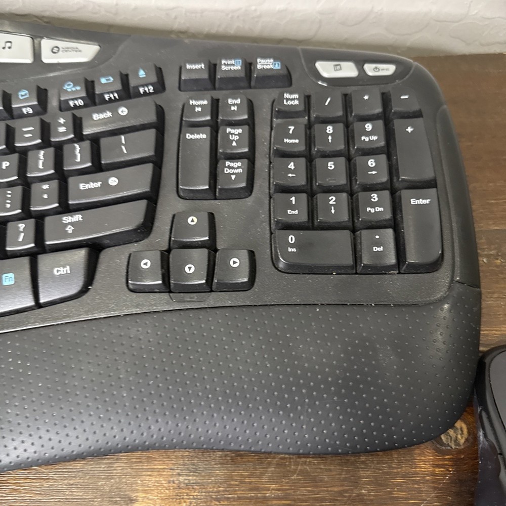Logitech Wireless Wave Keyboard K350 & Mouse Set + M510 Mouse + USB Dongle EUC