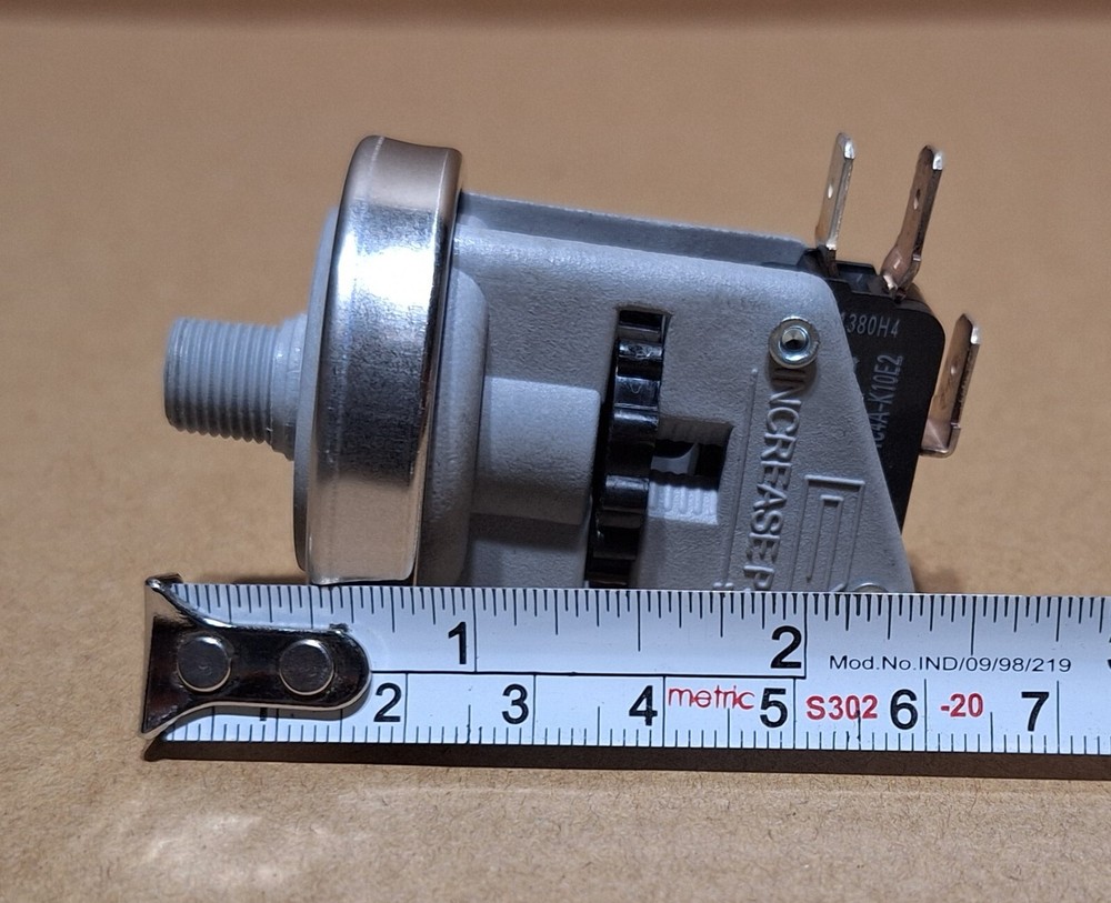 2 to 6 PSI Adjustable Low Pressure Switch